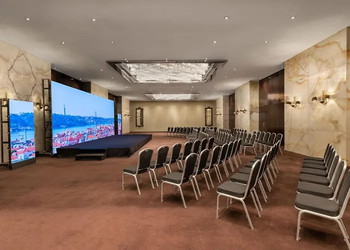 Hotel Sheraton &