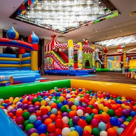 Sheraton & Szálloda 5*