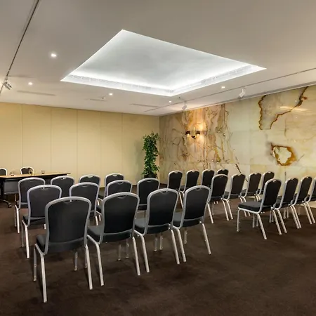Sheraton Hotel&spa Hotel 5*