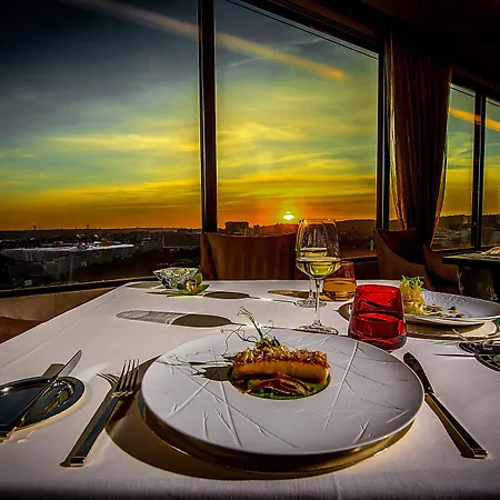 Sheraton & Szálloda 5*